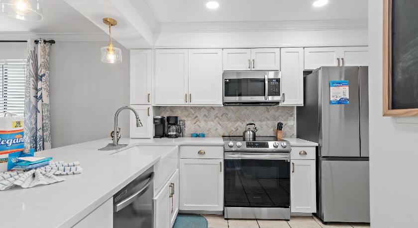 Image of Two-Bedroom Apartment 11