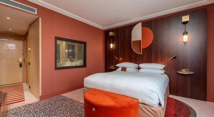 Image of Nest Room, 1 King Size Bed 5