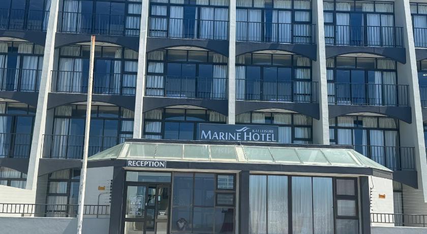Marine Hotel