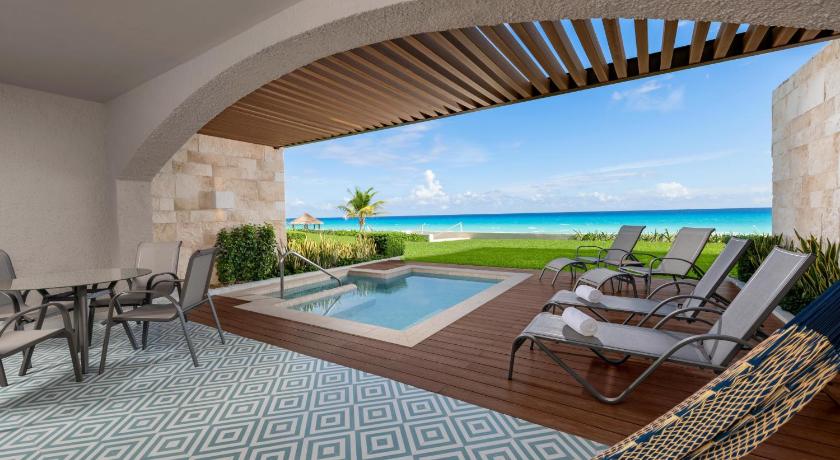 Image of Enclave Beach Front Two-Bedroom Suite with Pledge Pool and One-King Bed - Two Murphy Beds or Two Queen Beds 3