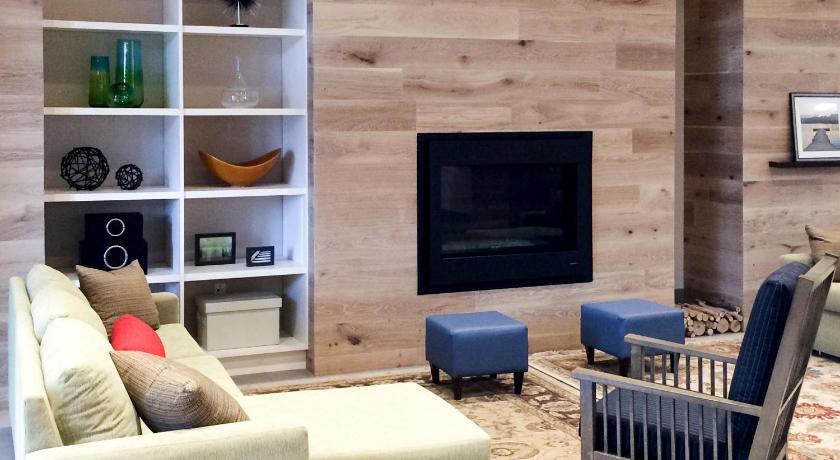 Country Inn &amp; Suites by Radisson, Charlottesville-UVA, VA — Hotel in Charlottesville (VA)
