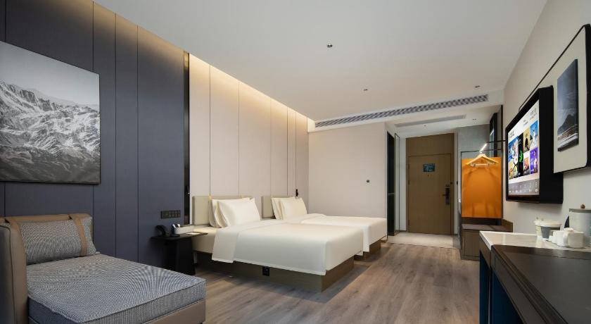 Atour Hotel Hefei Binhu Yungu Financial City - image 42