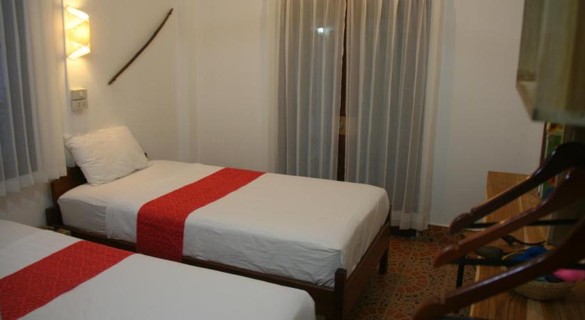 Image of Deluxe Twin With Balcony 5