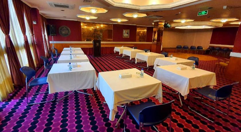 Oriental Palace Hotel - image 12