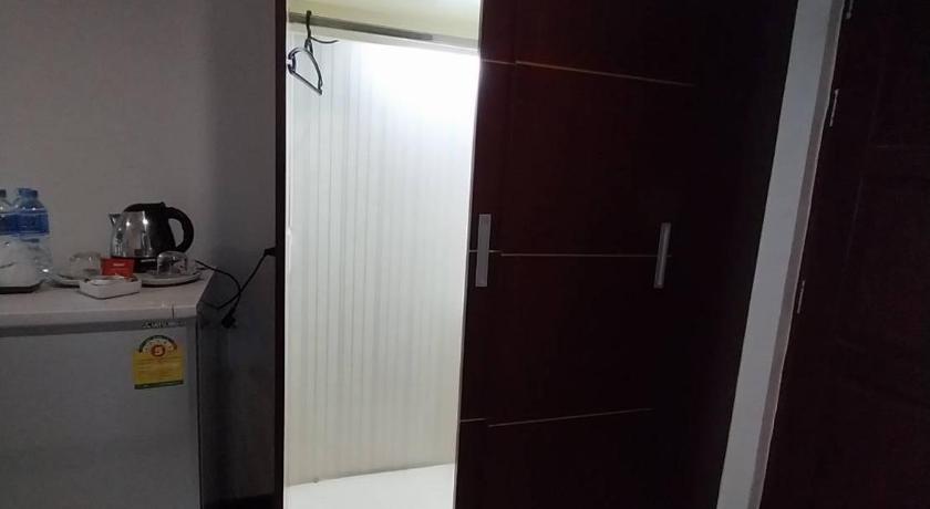 Image of Triple Room 8