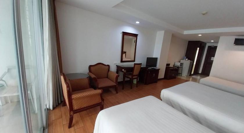 Image of Triple Room 3