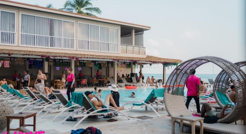LOVE Beach Club - image 14