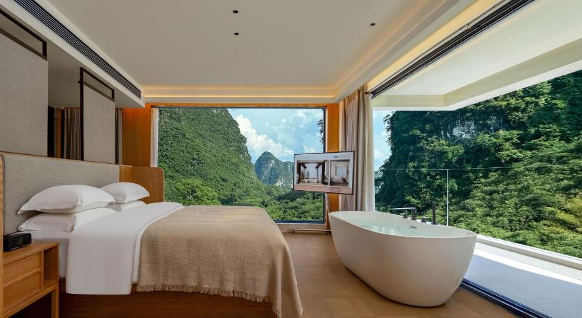양숴 / 양삭 Yangshuo Xishan Resort 호텔 로비
