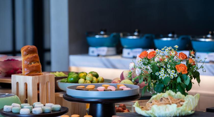 Atour Hotel Qingdao May Fourth Square Hisense Plaza - image 21