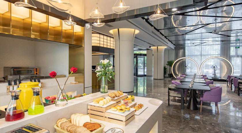 Atour Light Hotel Hefei Affairs Zone Swan Lake – Hefei, VA