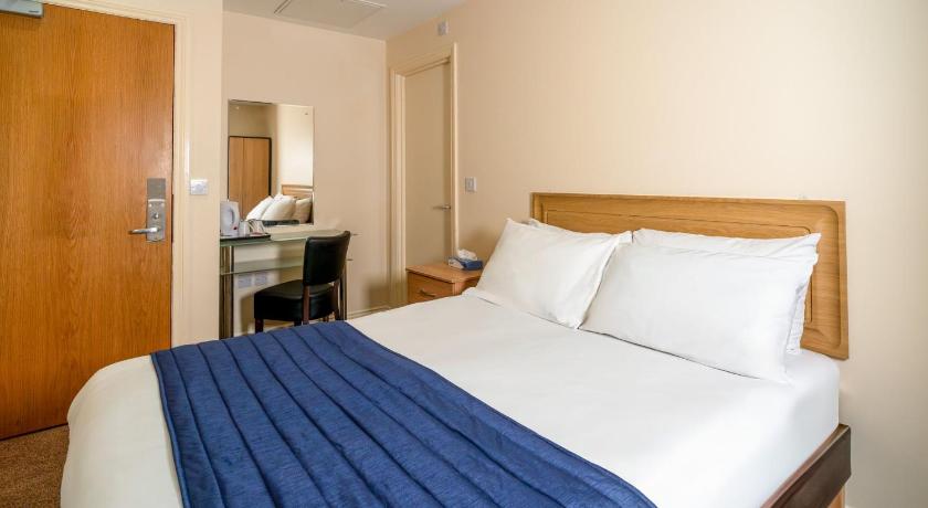 Image of Double Room 6