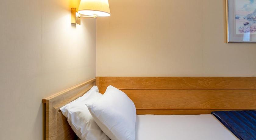 Image of Single Room 9