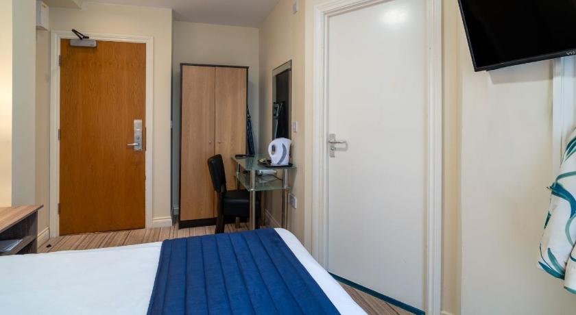 Image of Double Room 9