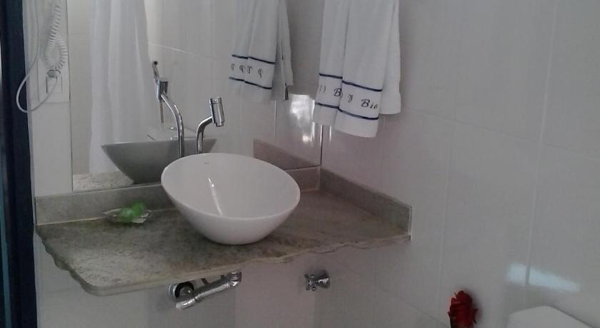 Image of Queen Suite 2