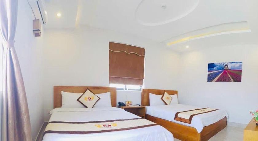 Image of Twin Room with View 1