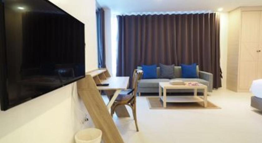 รูปของห้องสวีท 2 ห้องนอน พร้อมจากุซซี่ (Two-Bedroom Suite Jacuzzi Room) 15