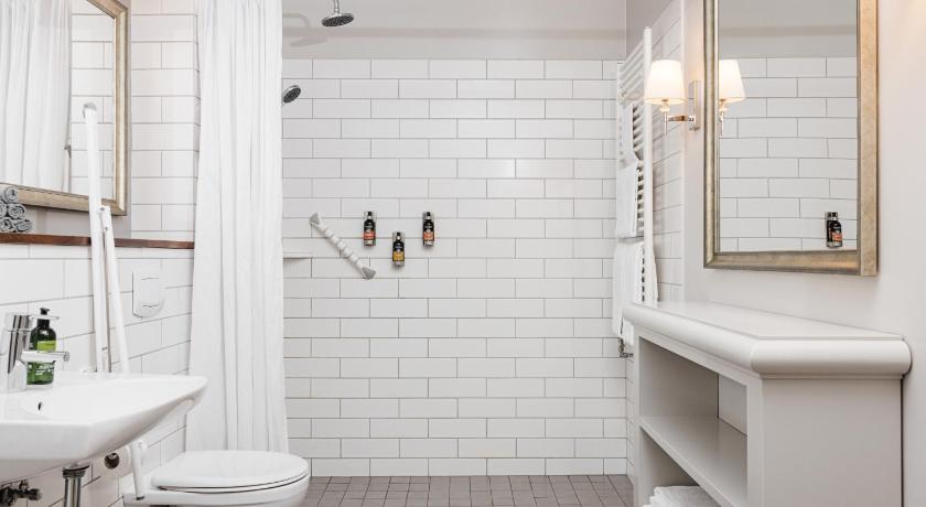 Image of Two-Bedroom Apartment 13