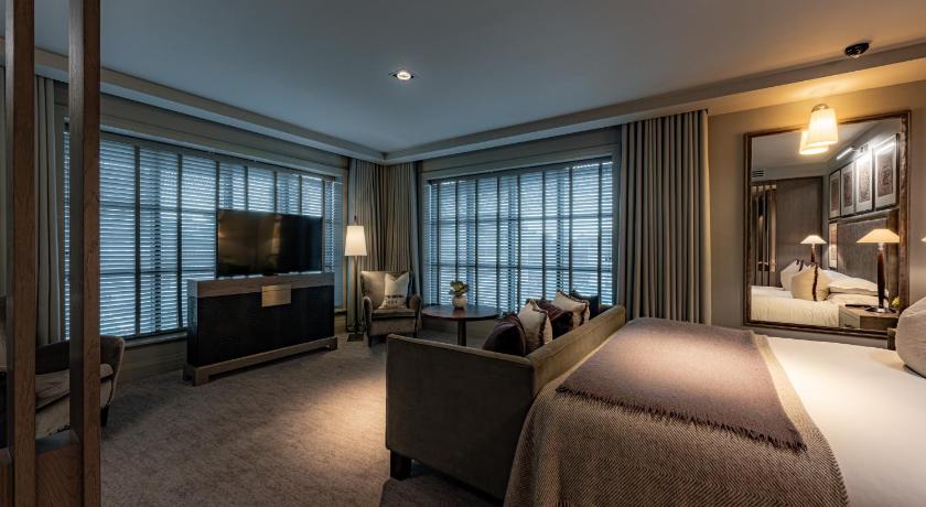 Image of Executive Suite 1