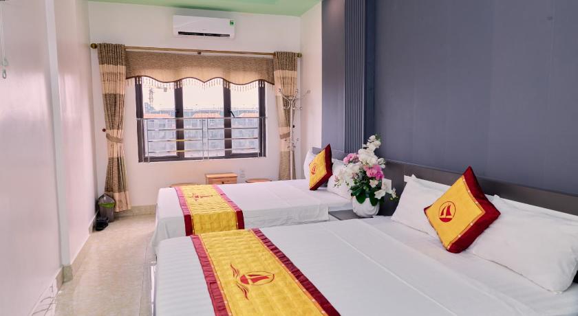 Image of Deluxe Double or Twin Room with City View 7