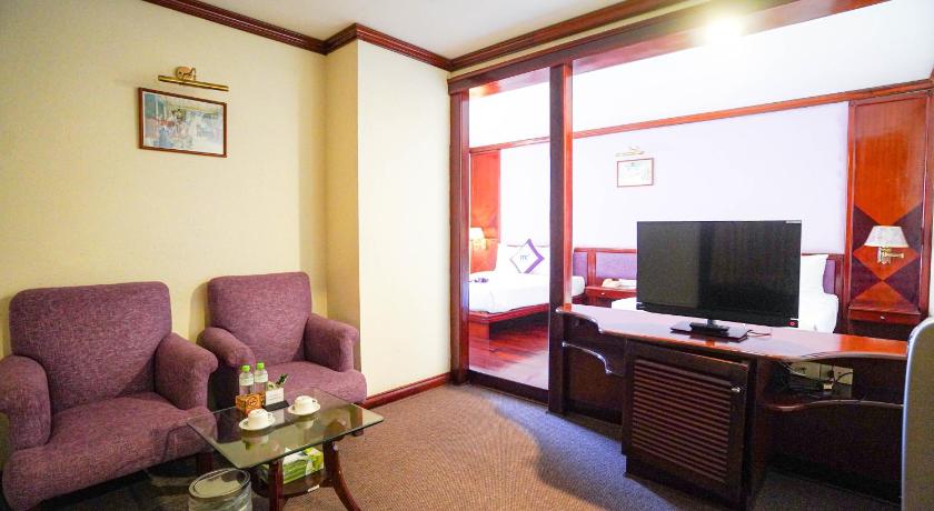 Image of Deluxe Twin Room 10