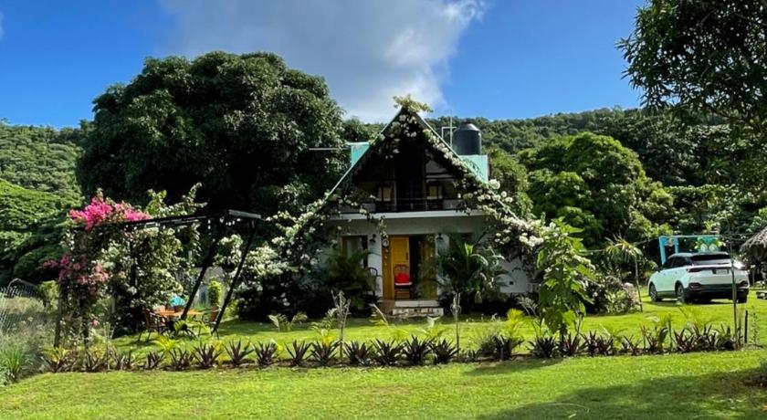 Dreamvilles Ecovillage Eco Villas with Jacuzzi near Beaches