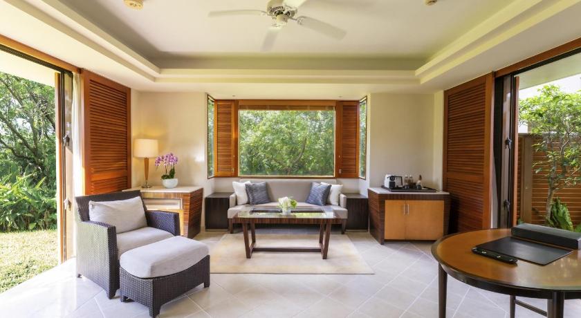 Image of Premier Garden Suite with Club service (Over 13 years old only) - Non-Smoking 1