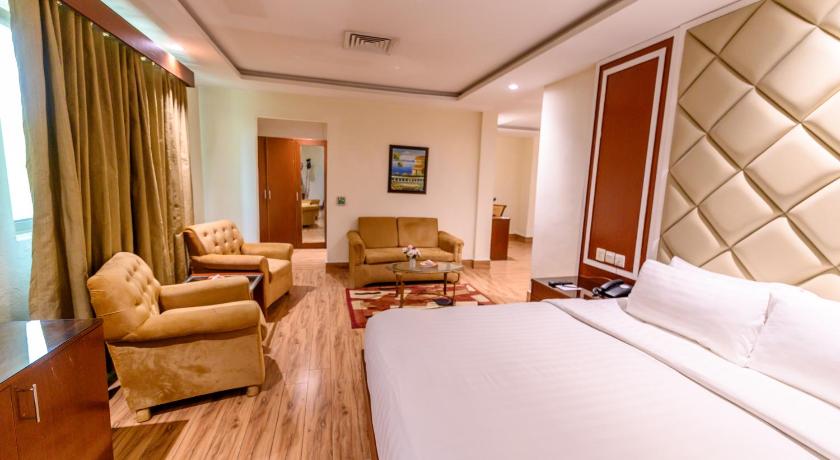 Hotel One Faisalabad - image 11