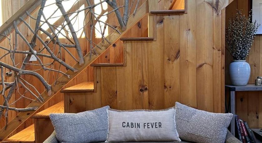 앤슬리 하이츠 (NC) Tranquil Mountain Escape with Outdoor Decks, Fireplace & Scenic Charm in Blowing Rock, North Carolin 3성급 숙소 스위트룸