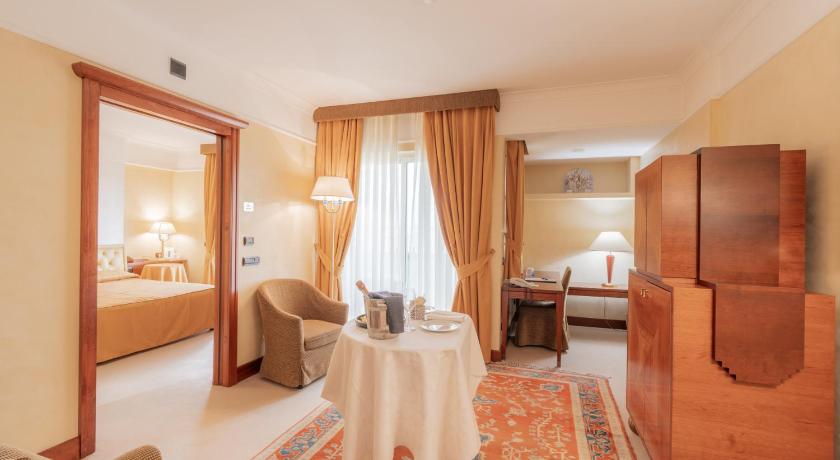 Image of Junior Suite 0