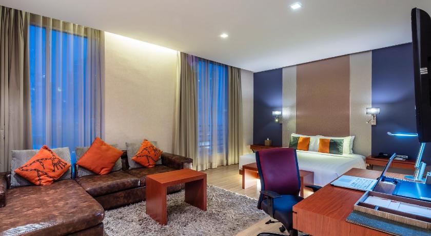 Image of Suite 13