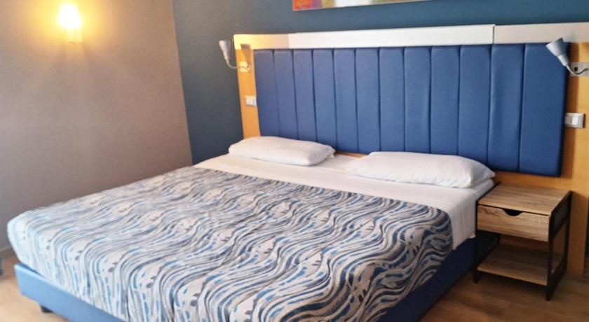 Image of Double Room 5