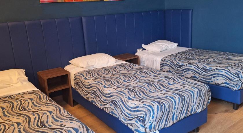 Image of Triple Room 7