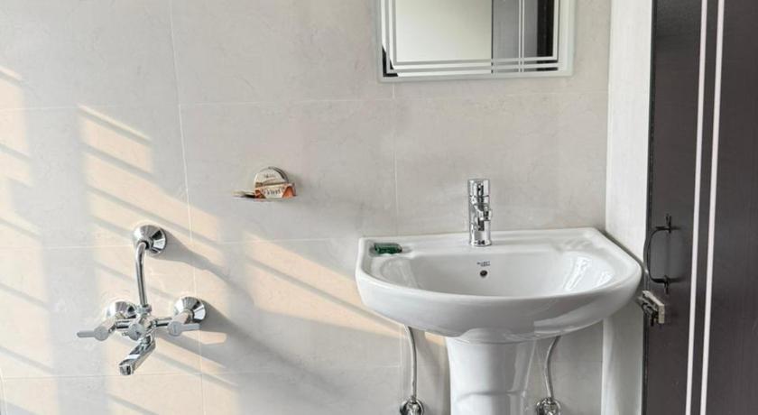 The Notting Hills Inn - image 34