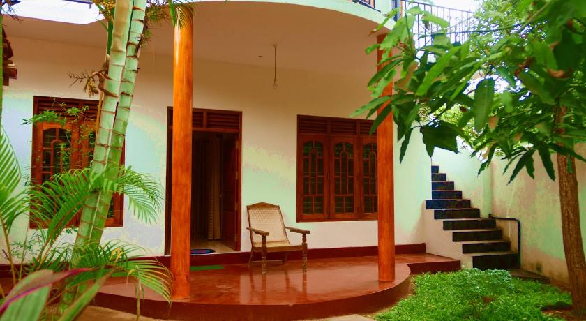 Wayside Guesthouse - image 6