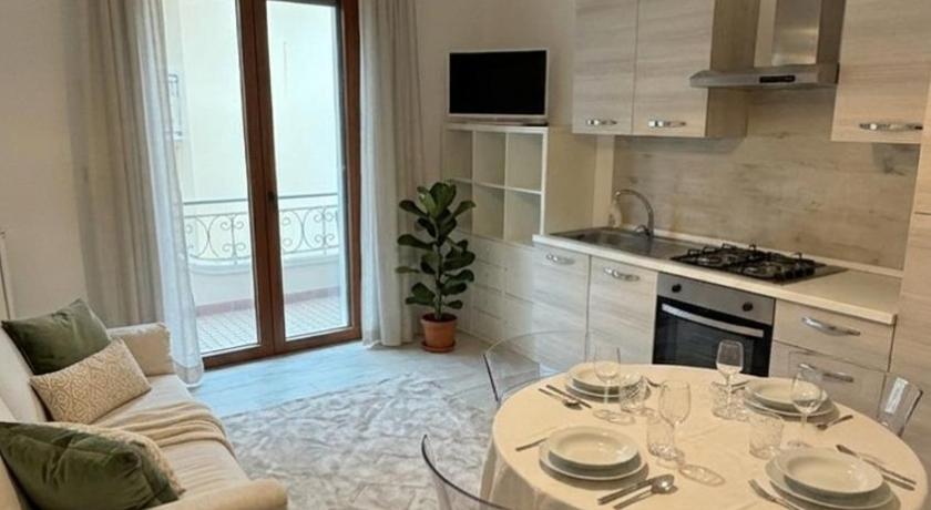 Appartamento a 100m Ospedale Cattolica , Misano Circuit e Riviera Horses