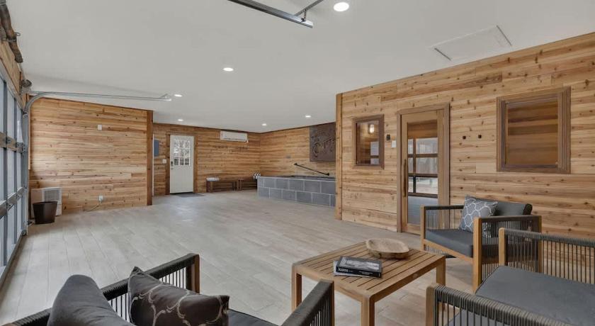 프레더릭스버그 (TX) Huge Luxury Home with Hot Tub and Sauna - 2 mi to Dwntn 3성급 숙소 부대시설