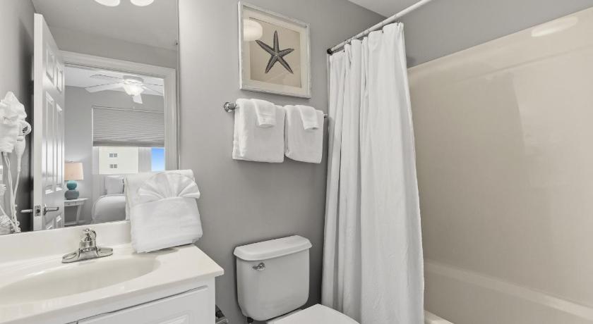Image of Apartment with Sea View 10