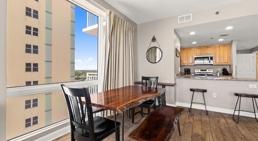 Image of Three-Bedroom Apartment - Oceanfront 10