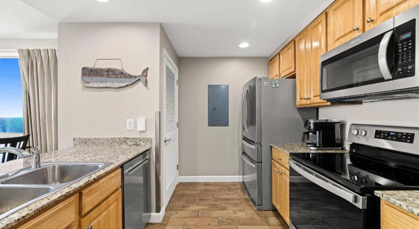 Image of Three-Bedroom Apartment - Oceanfront 11