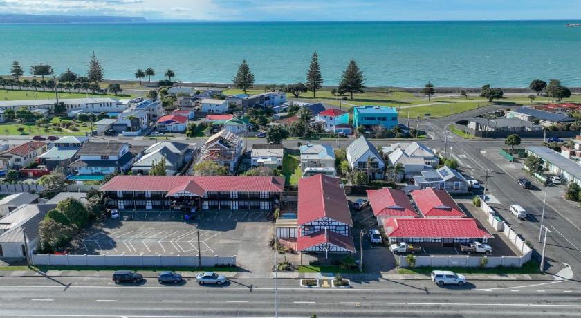 Albatross Motel