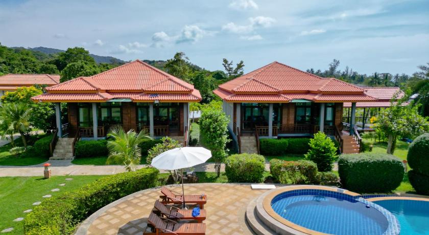 Lanta Lapaya Resort - image 29