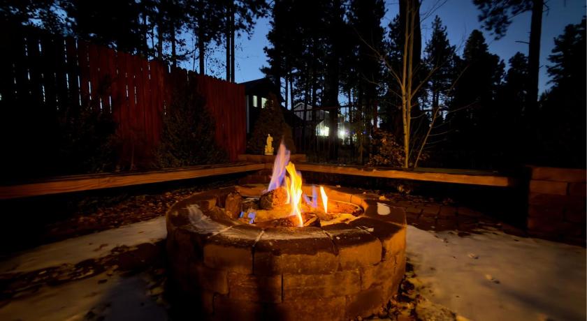 フラグスタッフ Family Comfort Gas Fires Grill Playground Full AC Heat 4つ星 宿泊施設 ロビー