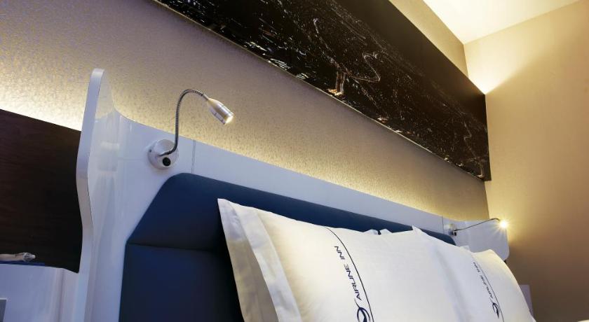 Image of Deluxe Double Room 8