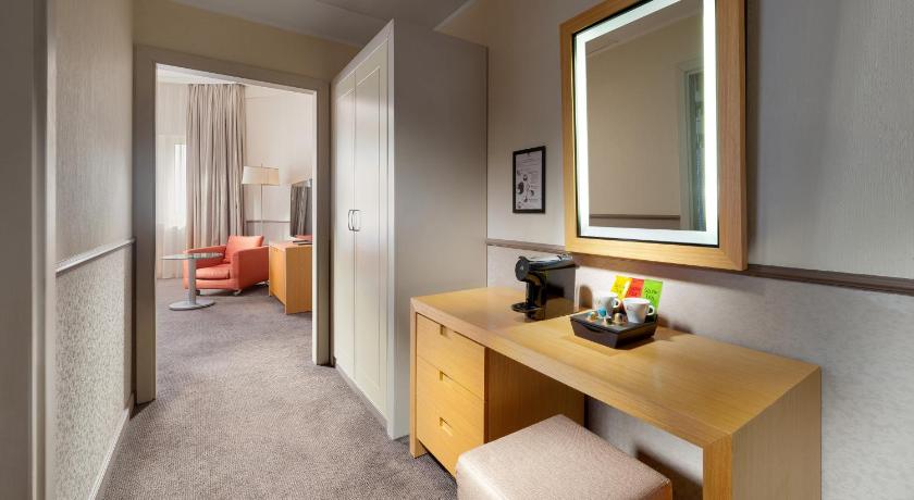 Image of Junior Suite 11
