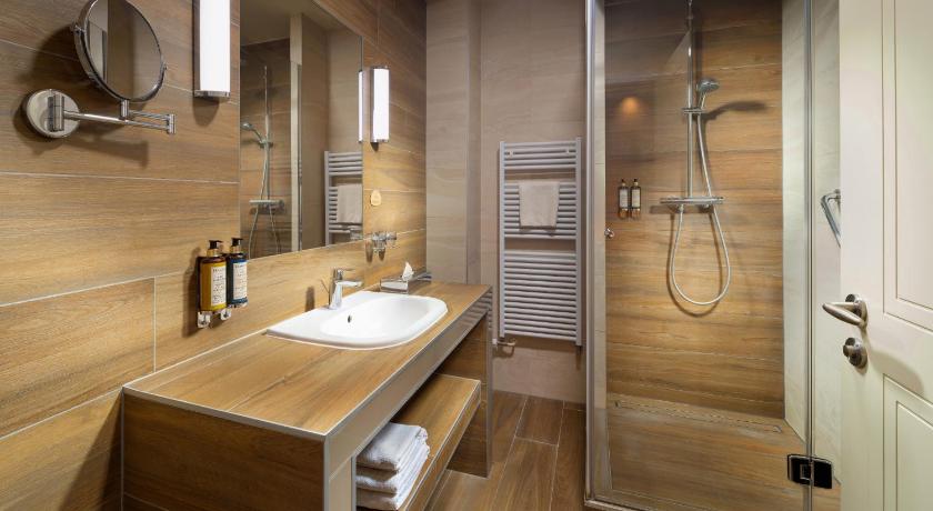 Image of Classic Room 2