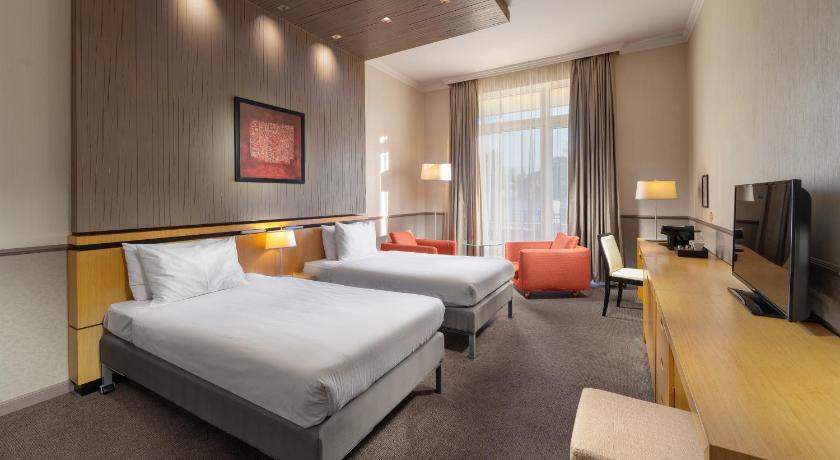 Image of Deluxe Double or Twin Room 3