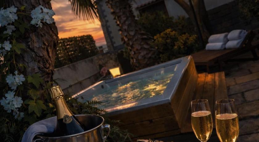 Dimora Filieri casa vacanze con piscina a Galatone