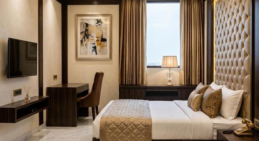 Image of Superior King Room 3