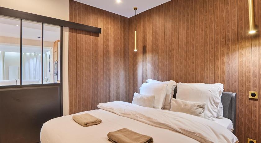 Image of One-Bedroom Apartment 7