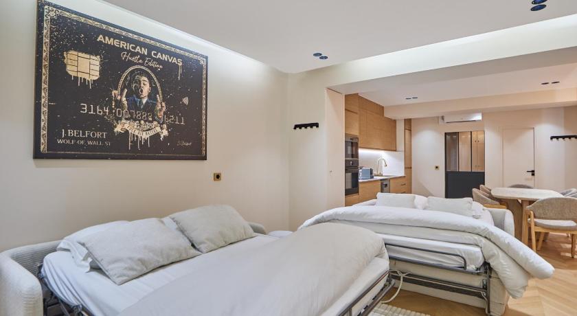 Image of One-Bedroom Apartment 6